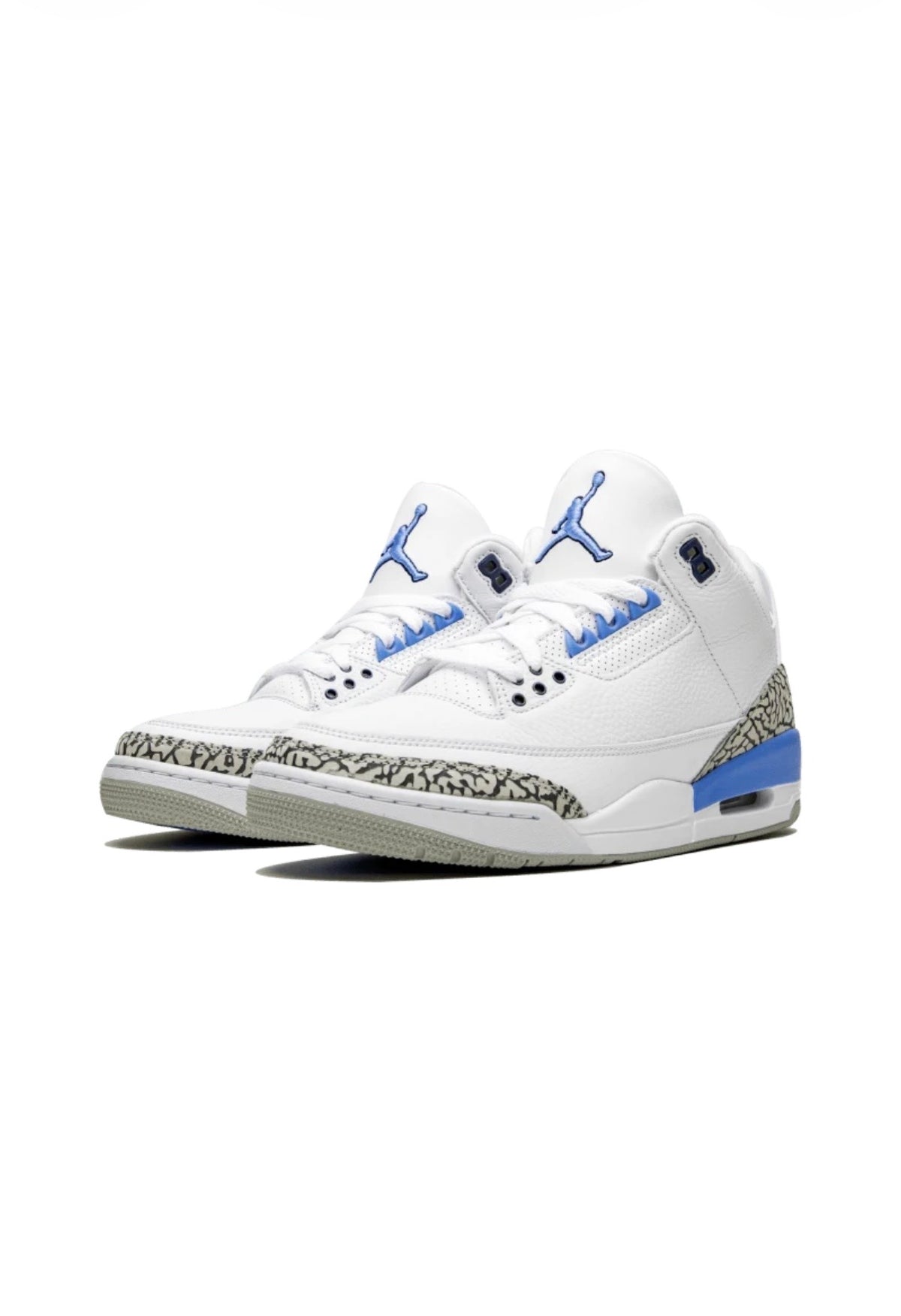 Air Jordan 3 Retro UNC
